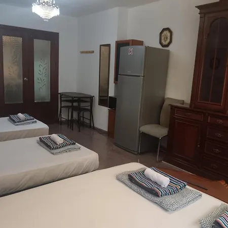 10-habitacion Del Piso ホームステイ *
